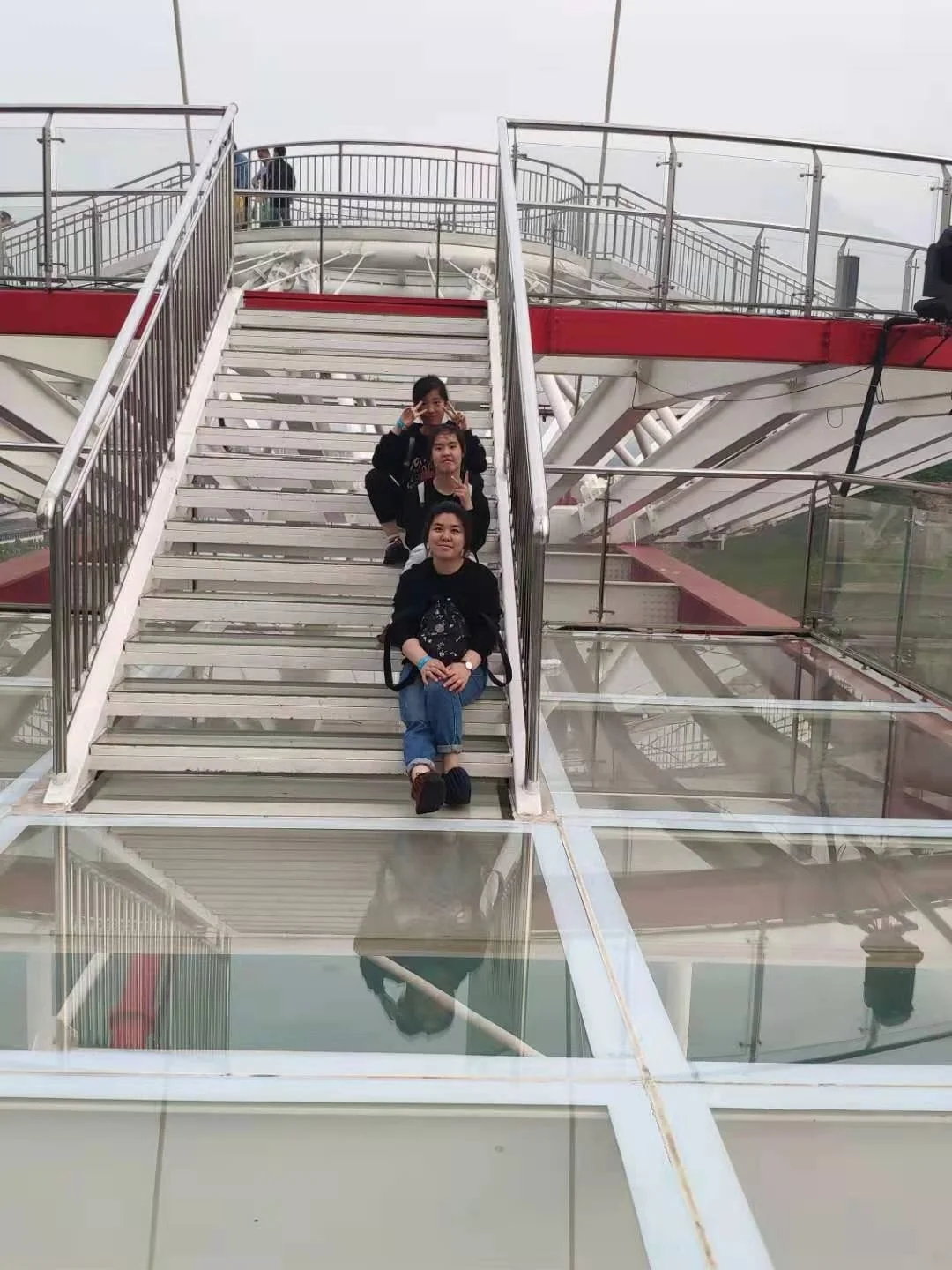 包含香港队千钧一发，再次风雨同舟挑战全国的词条